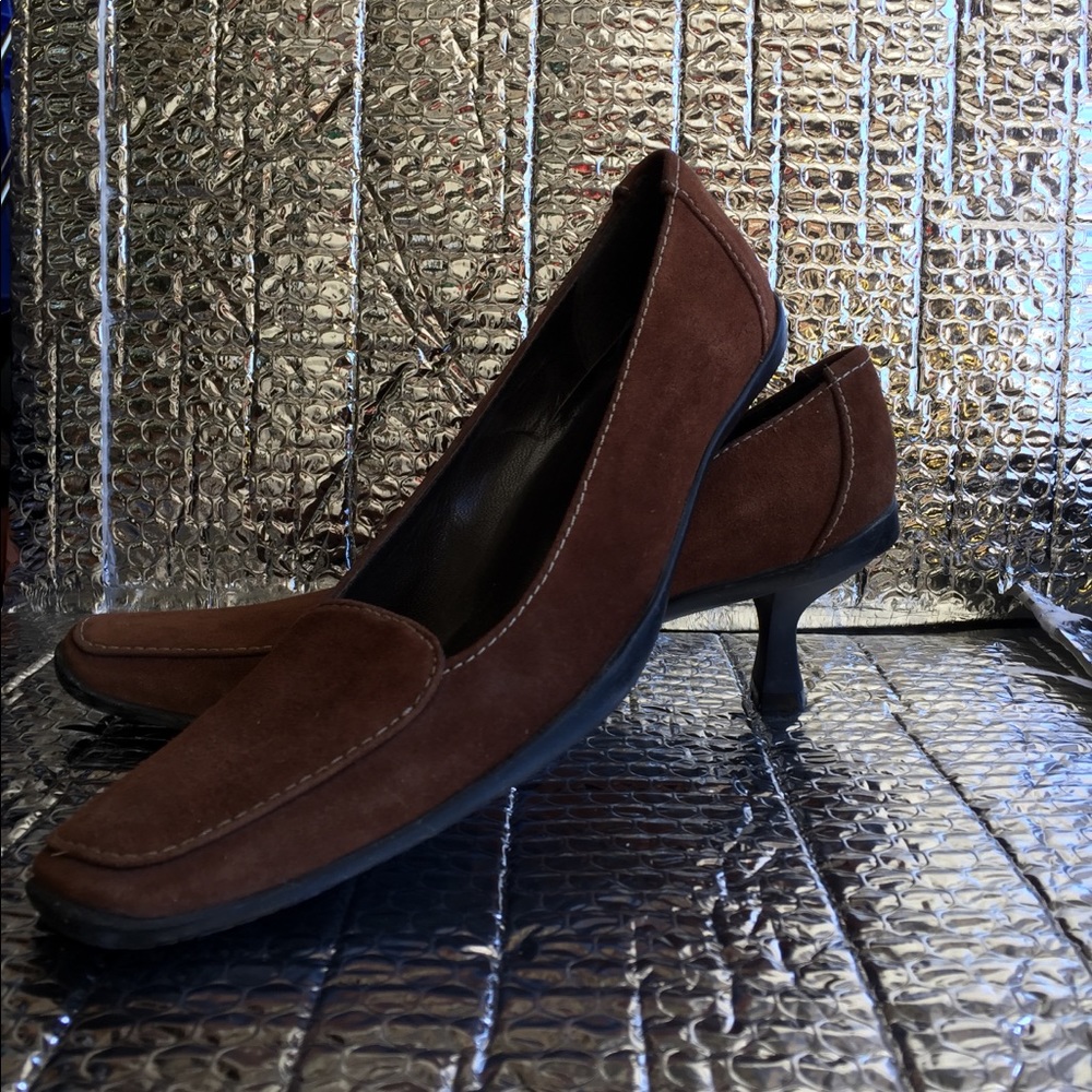 Stuart Weitzman - Picture 3 of 3